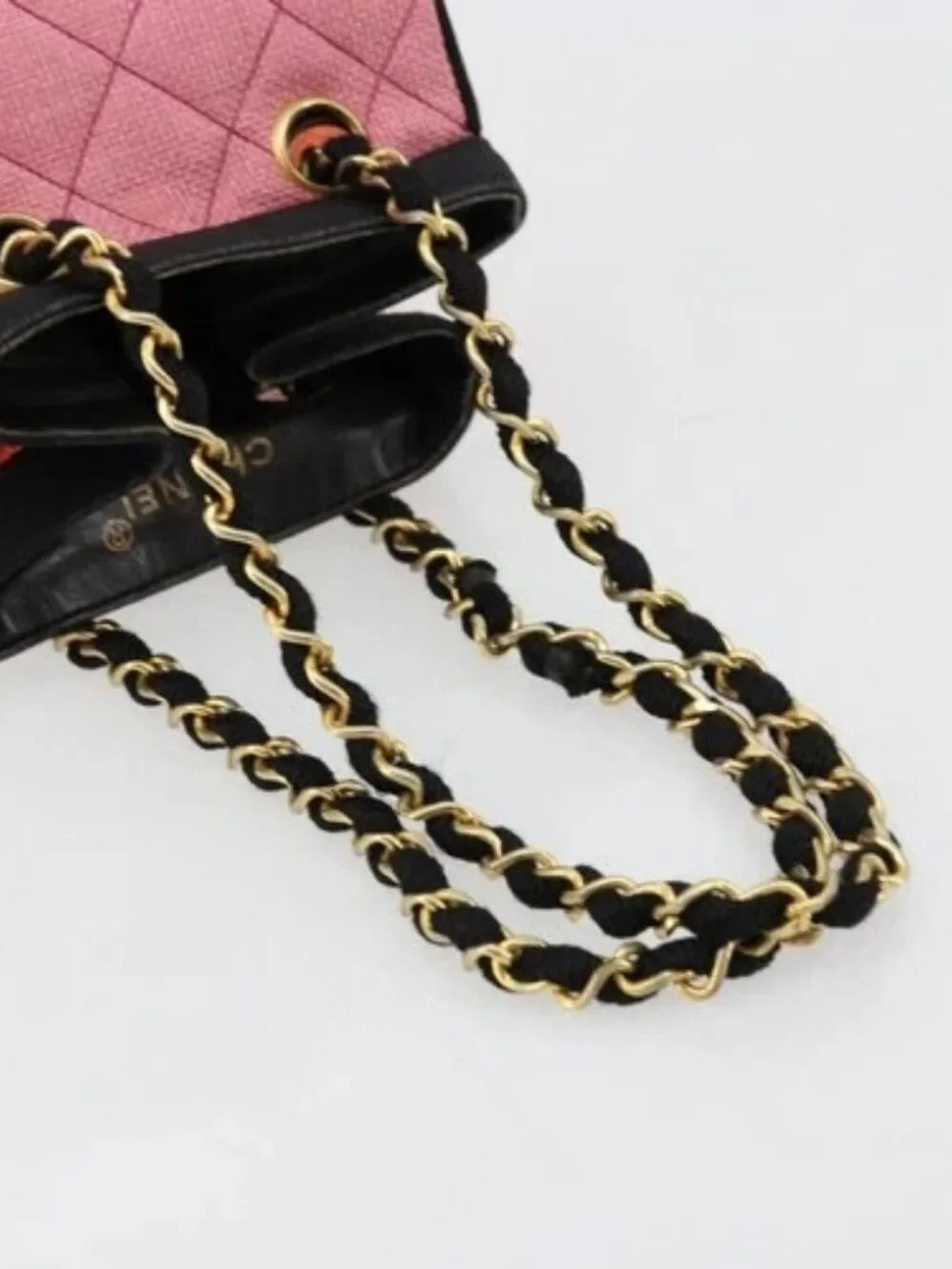 CHANEL brand	chanel color	multicolor